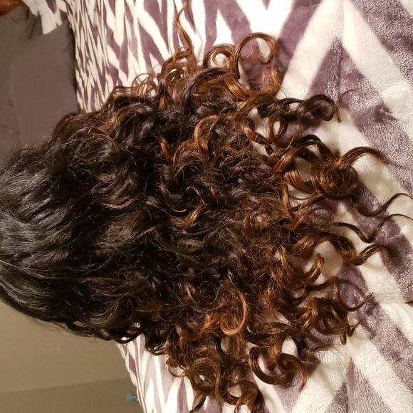 Sale🎈Beautiful Black/Brown Wig! - Picture 3 of 6